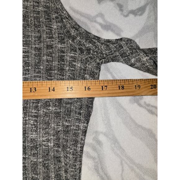 American Eagle Shoulderless Long Sleeve Gray Heathered Shirt Women's Size L - Picture 5 of 6
